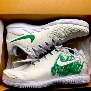 New NIKE women’s Air Zoom Vapor XKnit tennis shoes